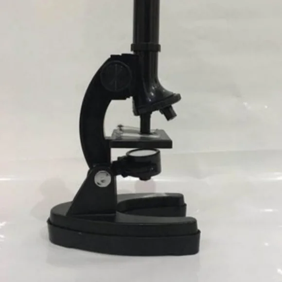 Kids Diecast Metal Microscope Set - Picture 2 of 5